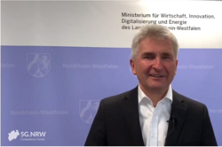 Minister Pinkwart at the rocket session