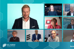 Participants during virtual rocket session