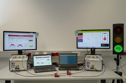 Experimental setup with a green traffic light